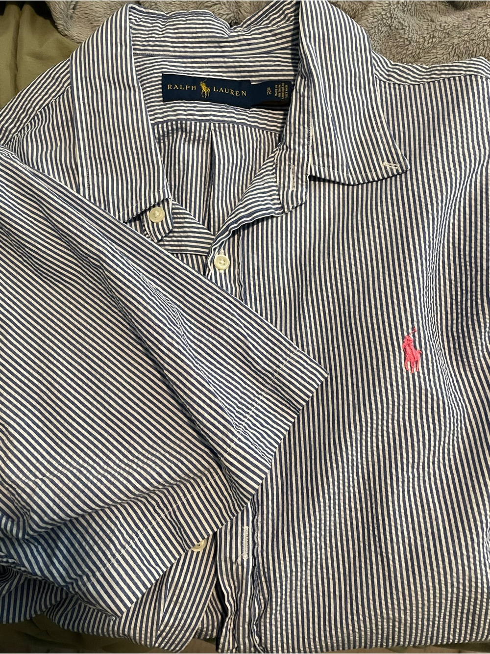 Ralph Lauren Men’s XL Blue Seersucker short sleeve Button-Down Shirt